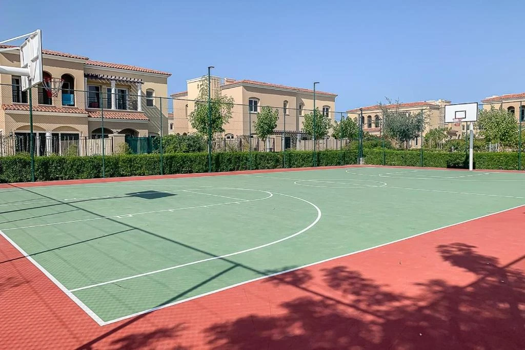 Frank Porter Serena Casa Viva Dubai