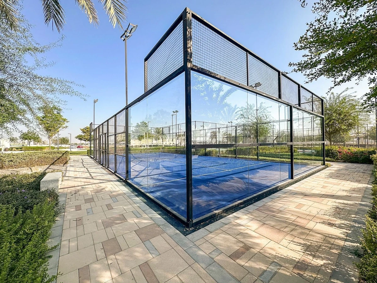 Luxury 4BR Corner Villa