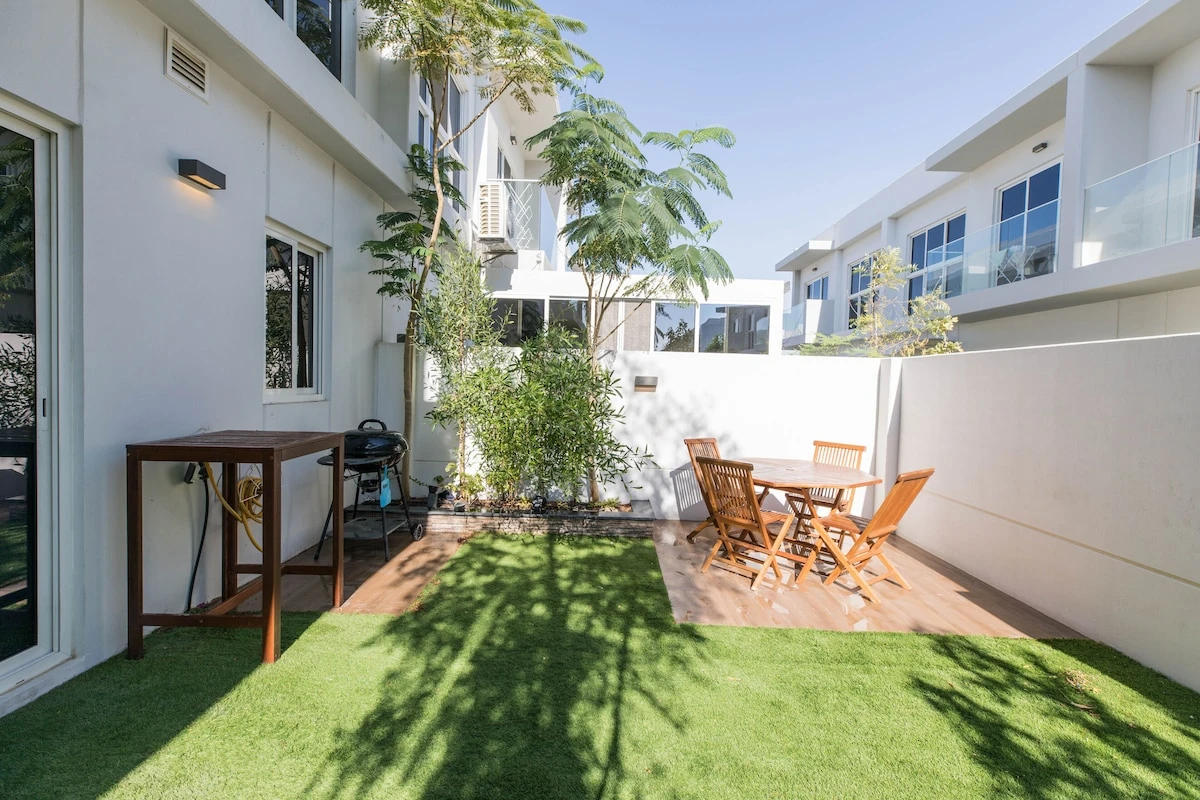 Holiday Home 4 BR Villa