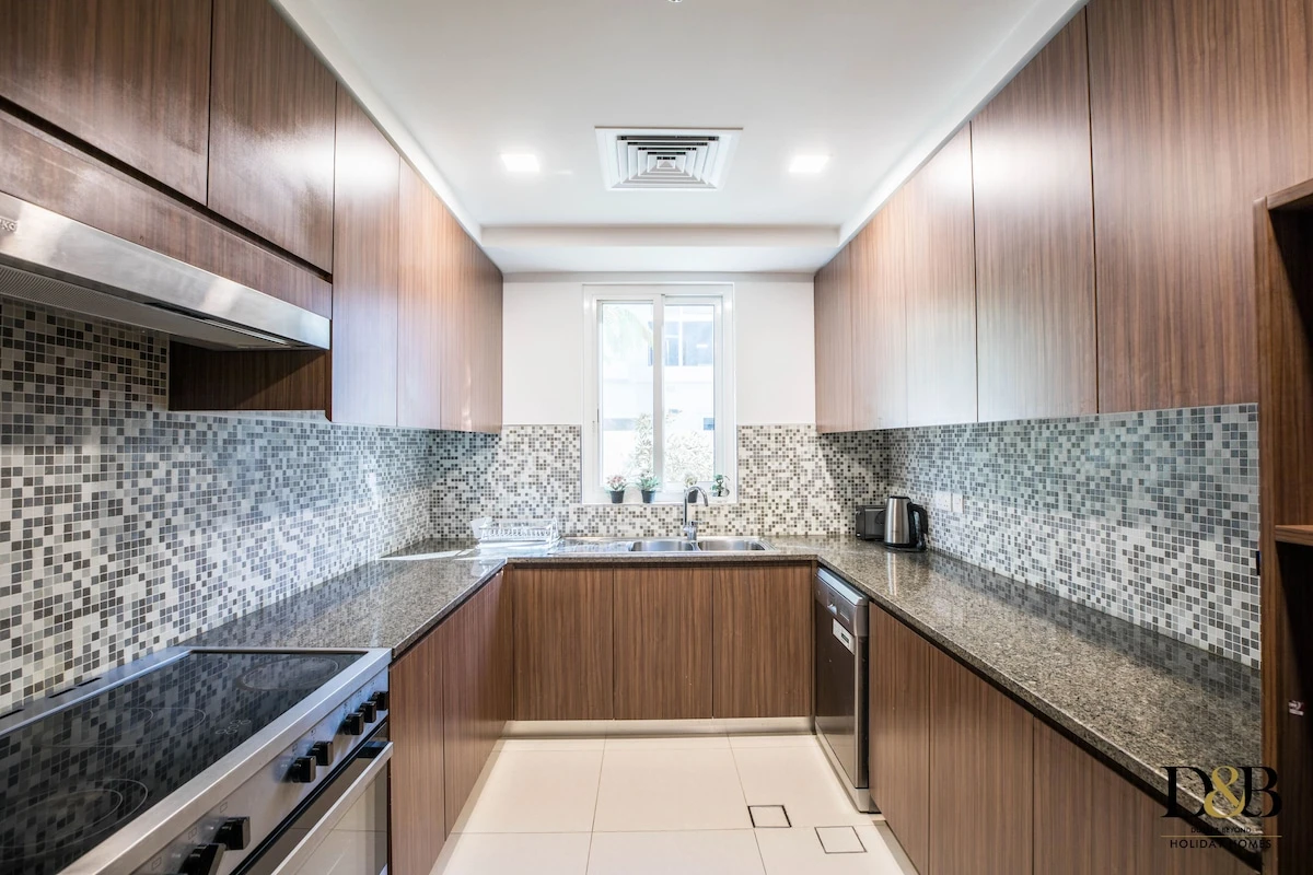 Holiday Home 4 BR Villa