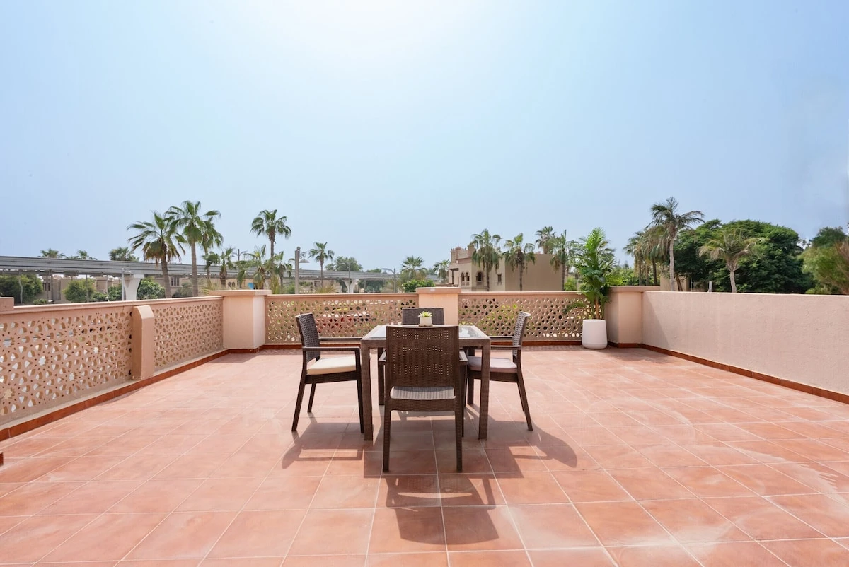 Luxury Beachfront Villa Al Yabri Palm Jumeirah