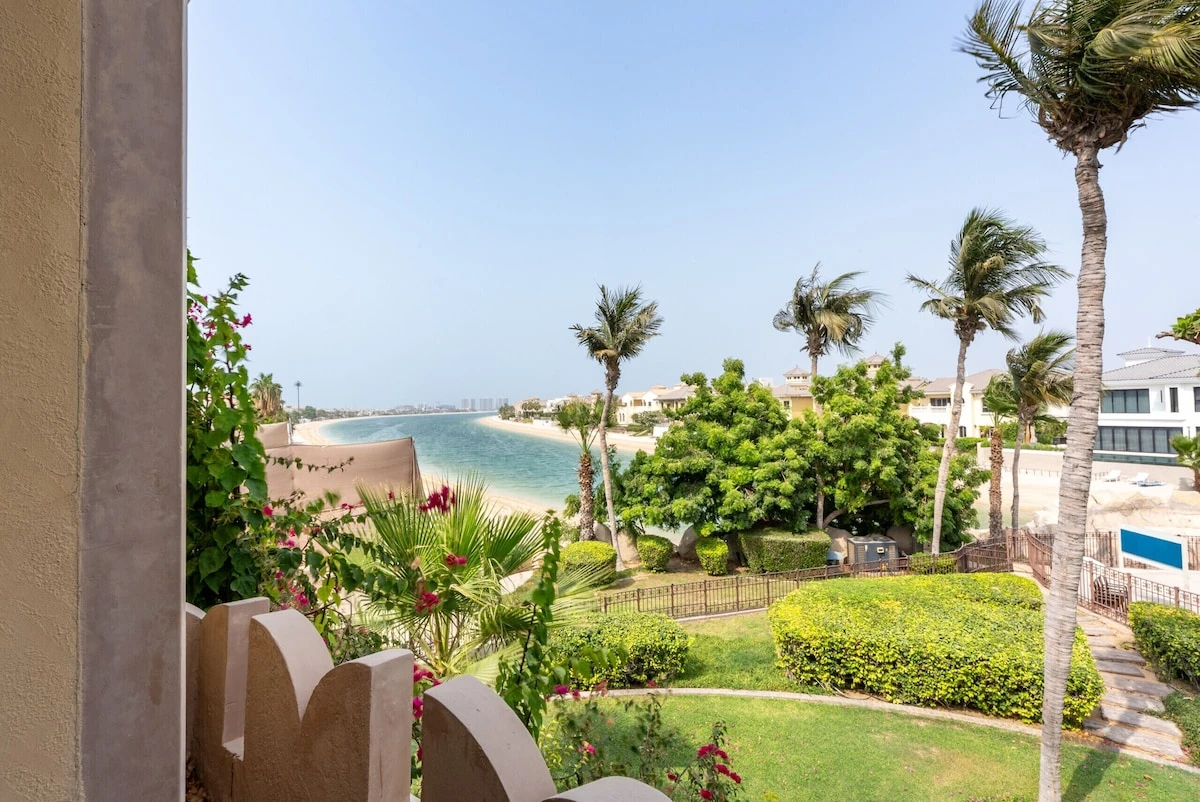 Luxury Beachfront Villa Al Yabri Palm Jumeirah