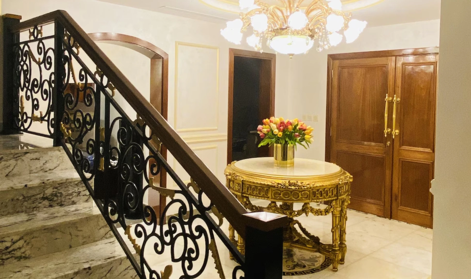 Golden Palace Privé