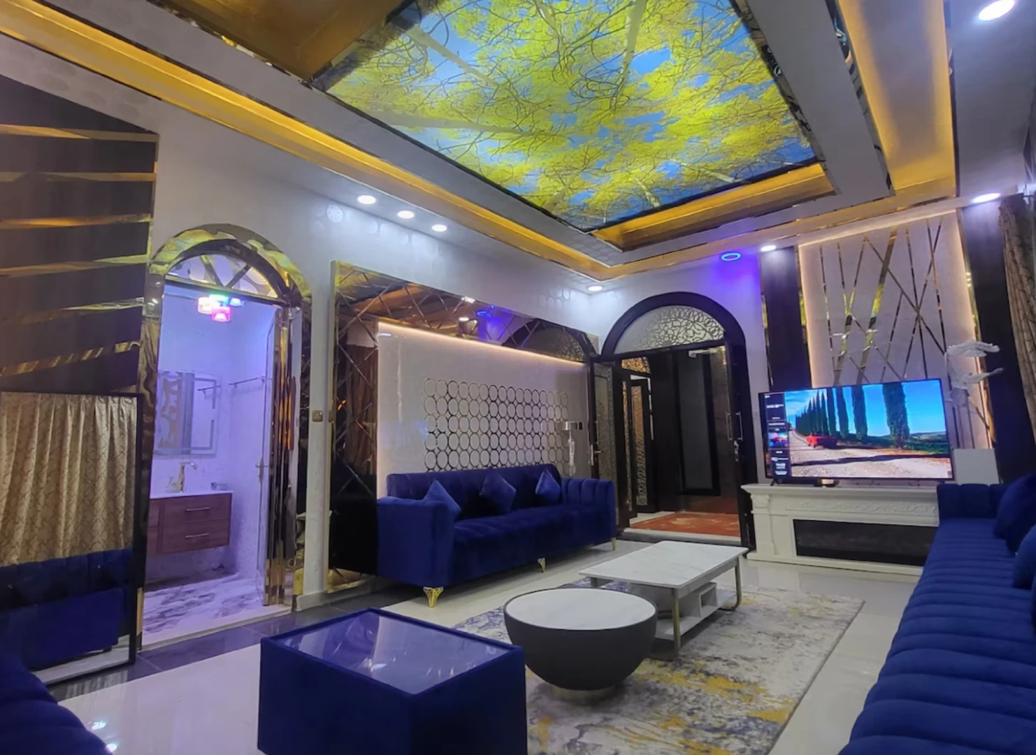 Luxury 6 Bedrooms Villa with Private Swimming Pool