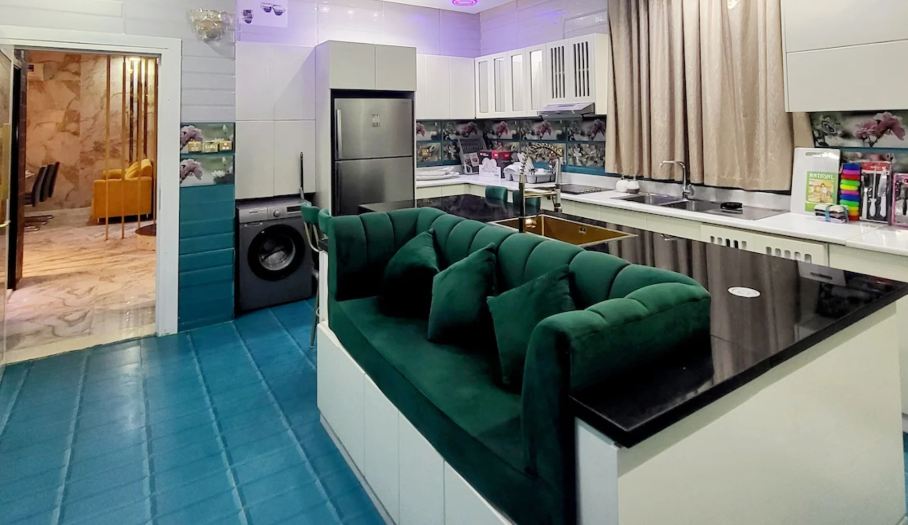 Luxury 6 Bedrooms Villa with Private Swimming Pool