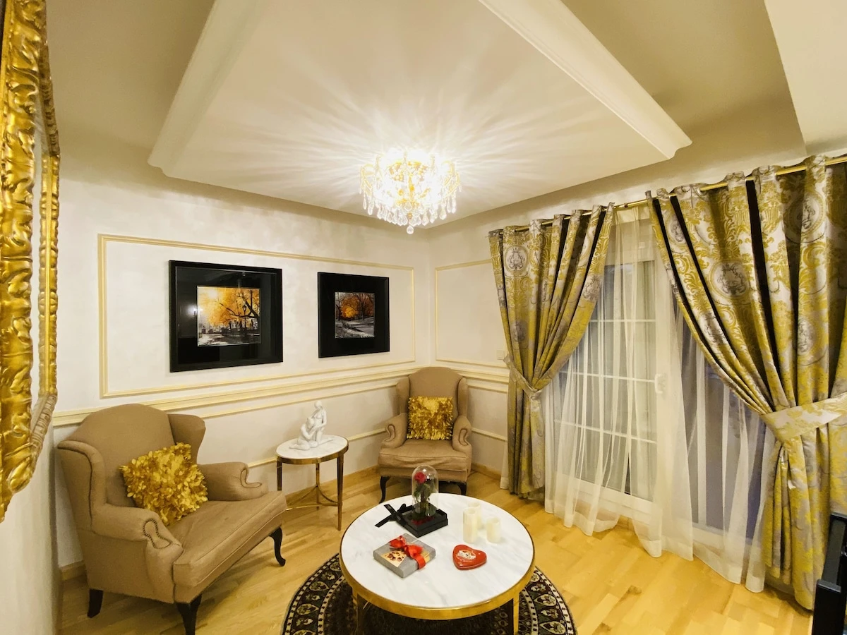 Golden Palace Privé