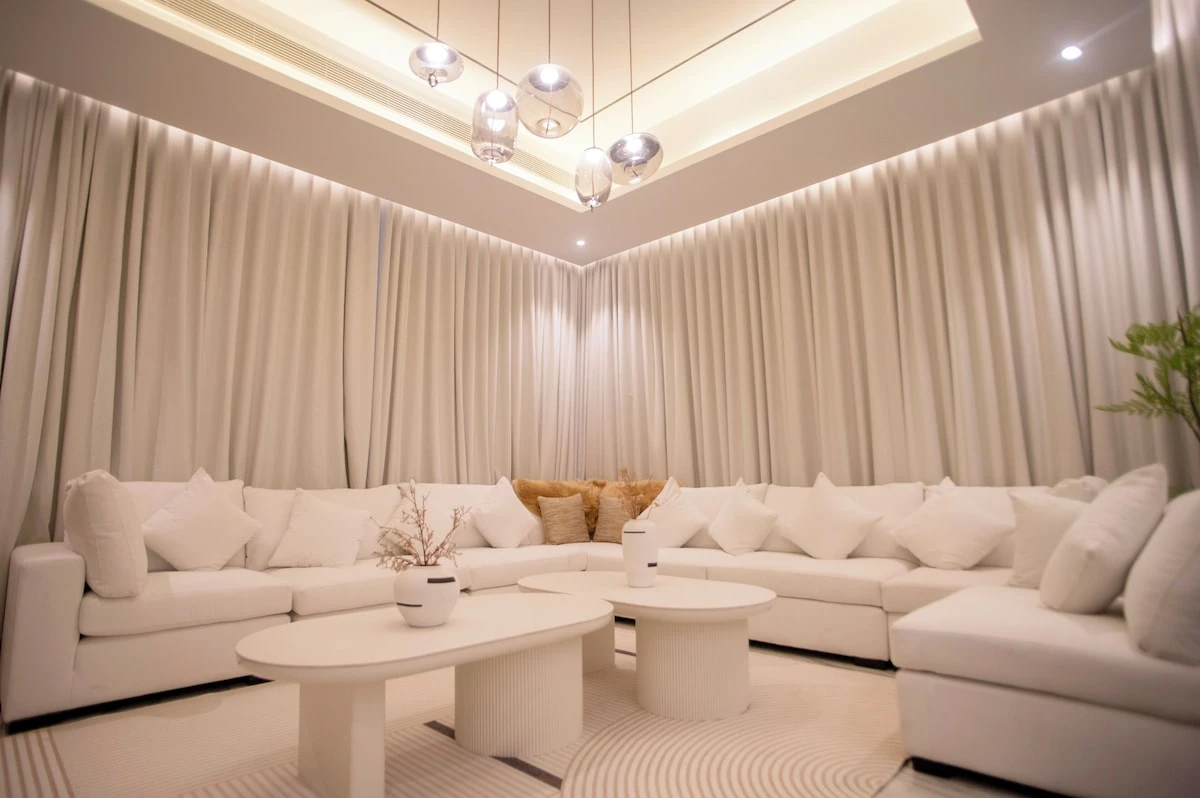 Luxury 5 Bedroom Villa Nad Al Sheba