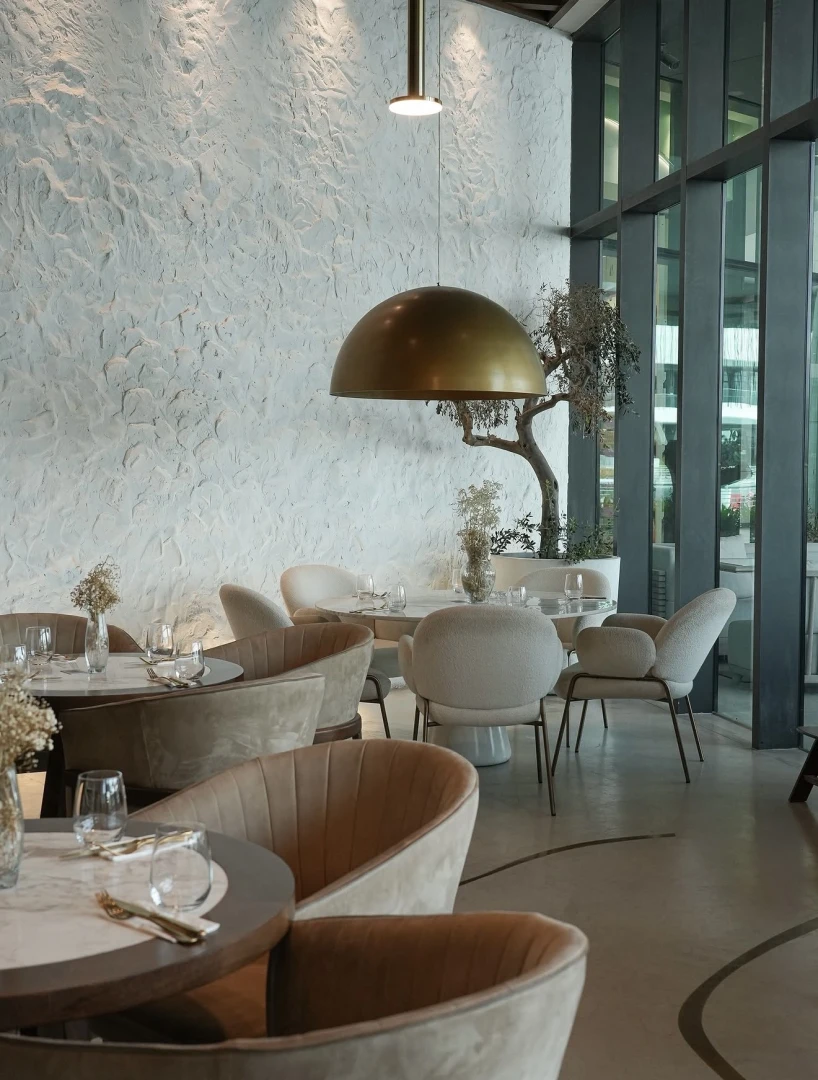 Oii Restaurant and Cafe