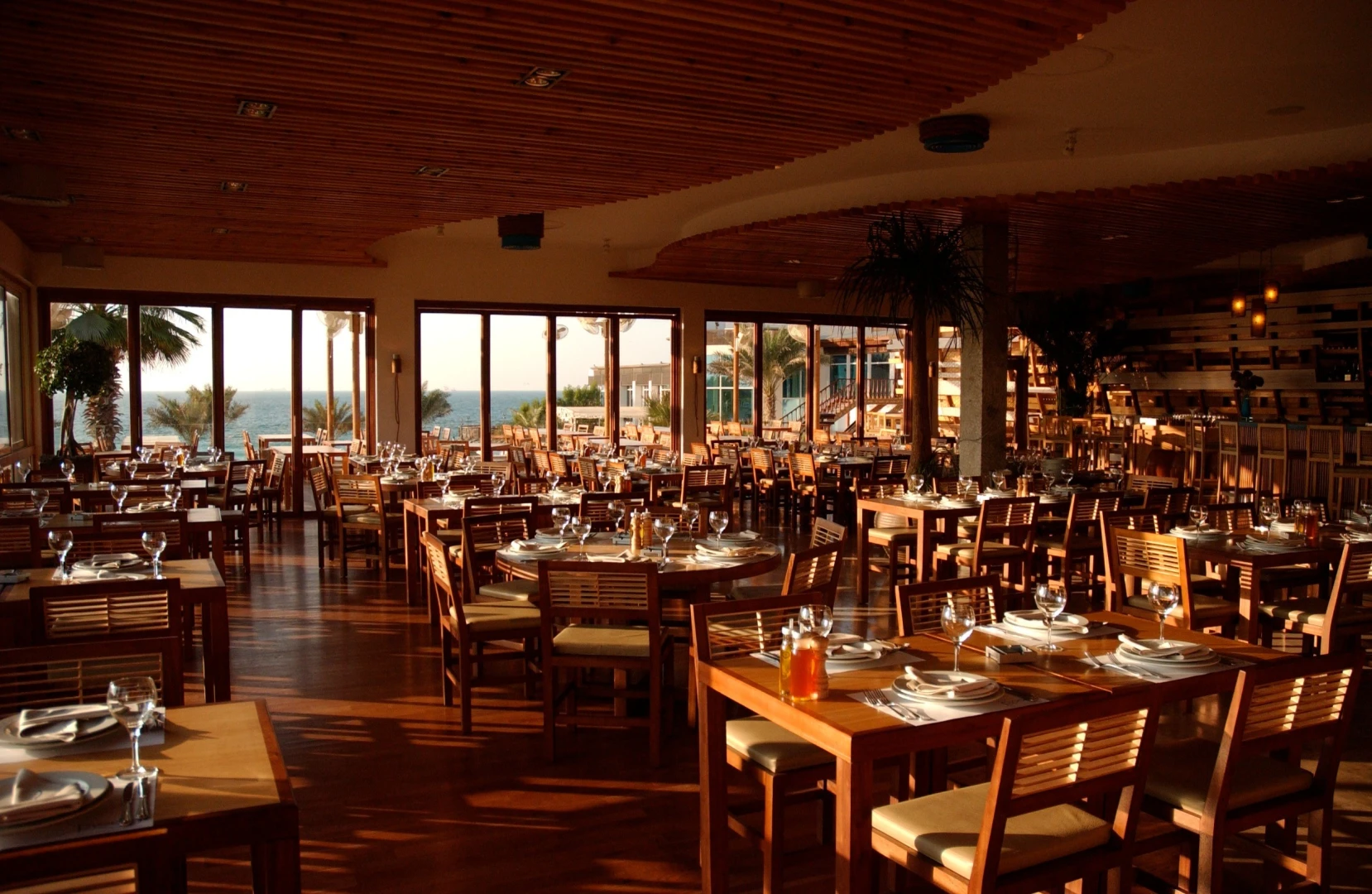 Flooka Restaurant Indoors