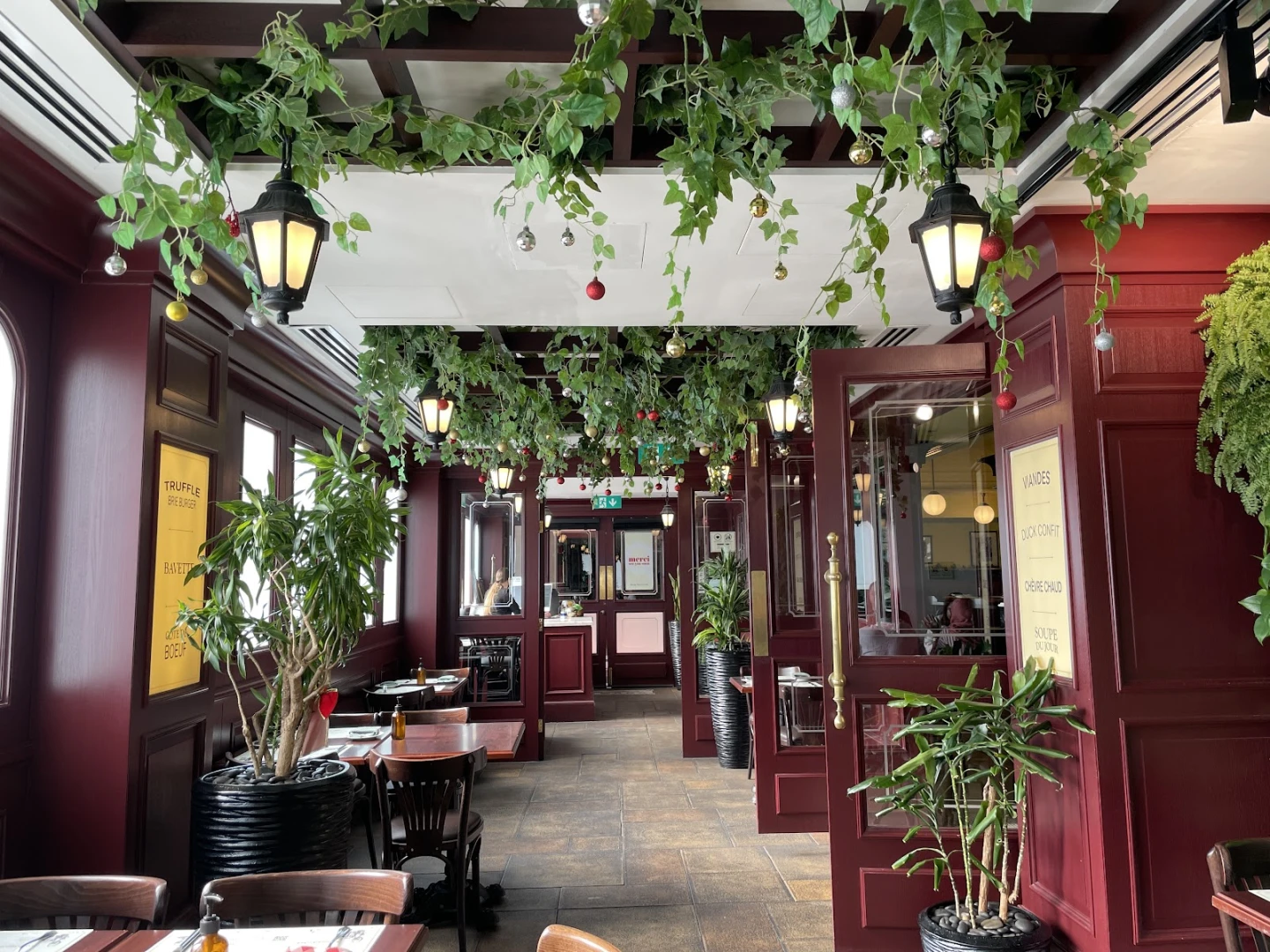 CQ French Brasserie Restaurant