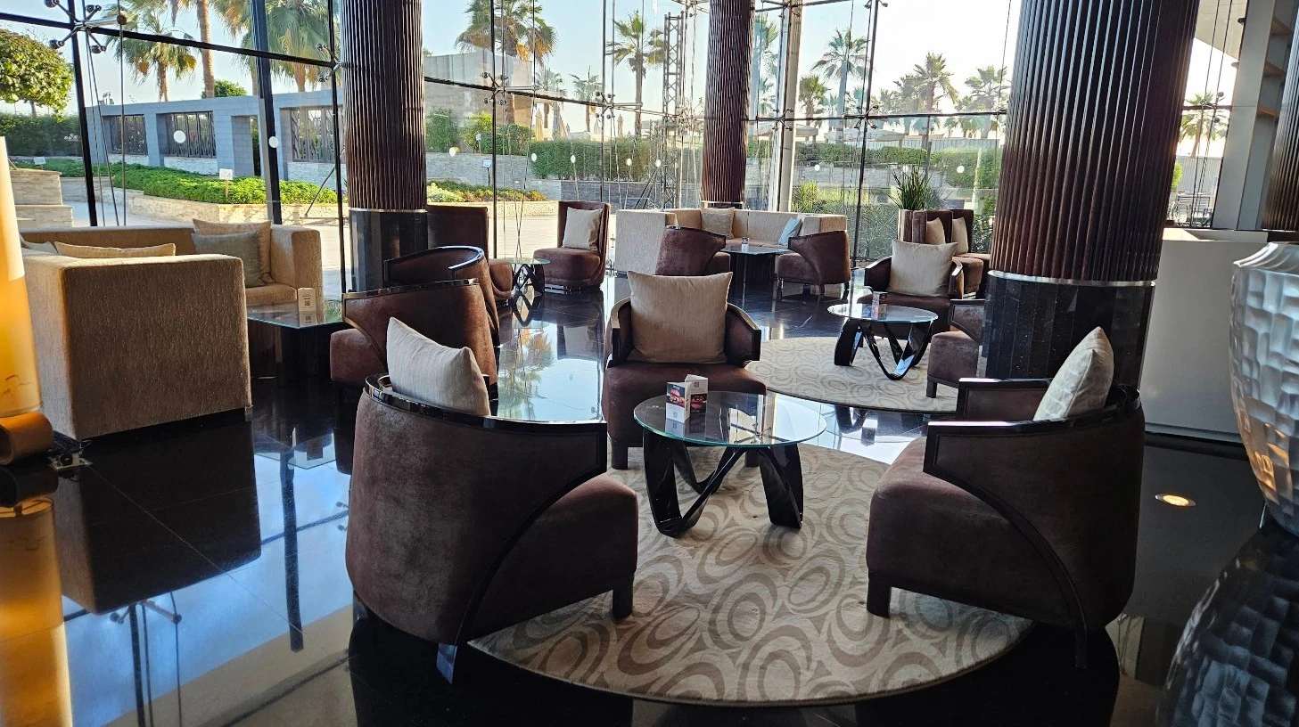 The Lobby Lounge Indoor Area