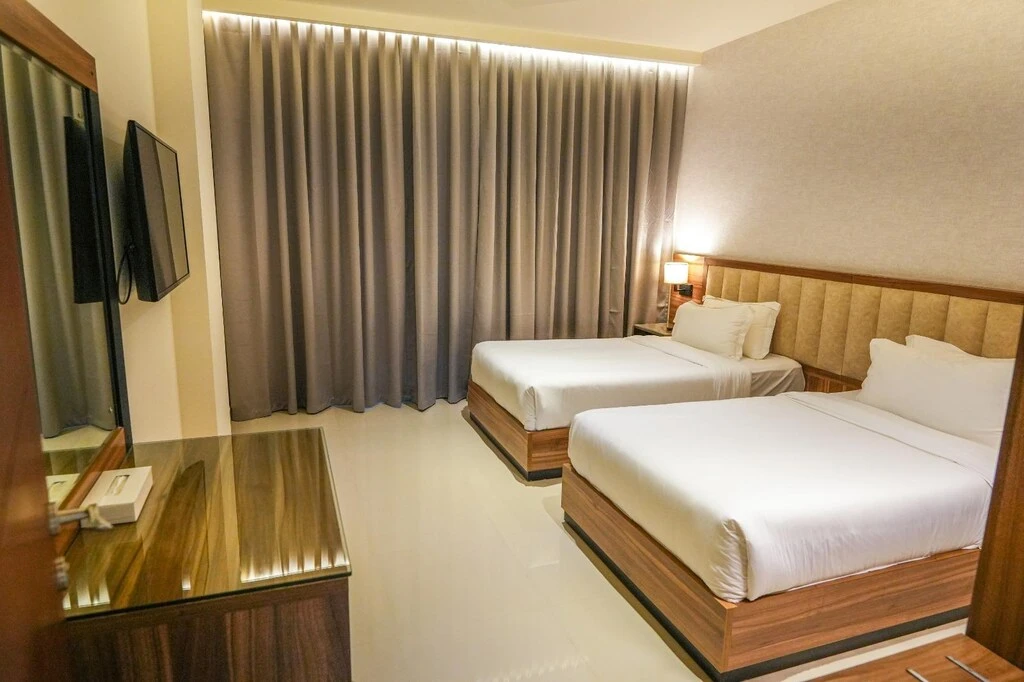 The Plaza Hotel And Resort Oman