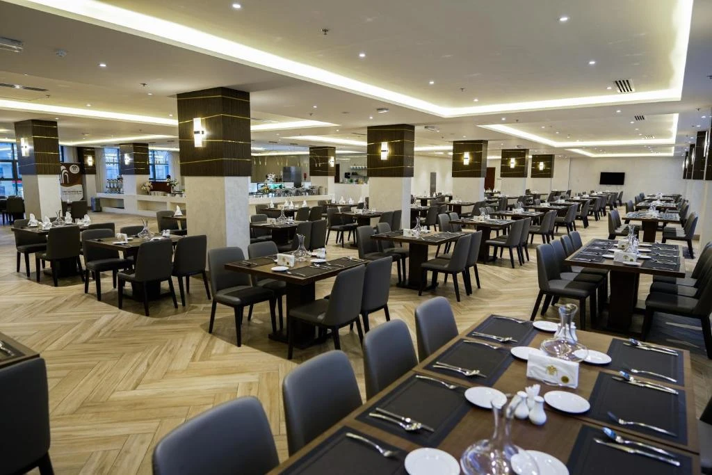 The Plaza Hotel And Resort Oman