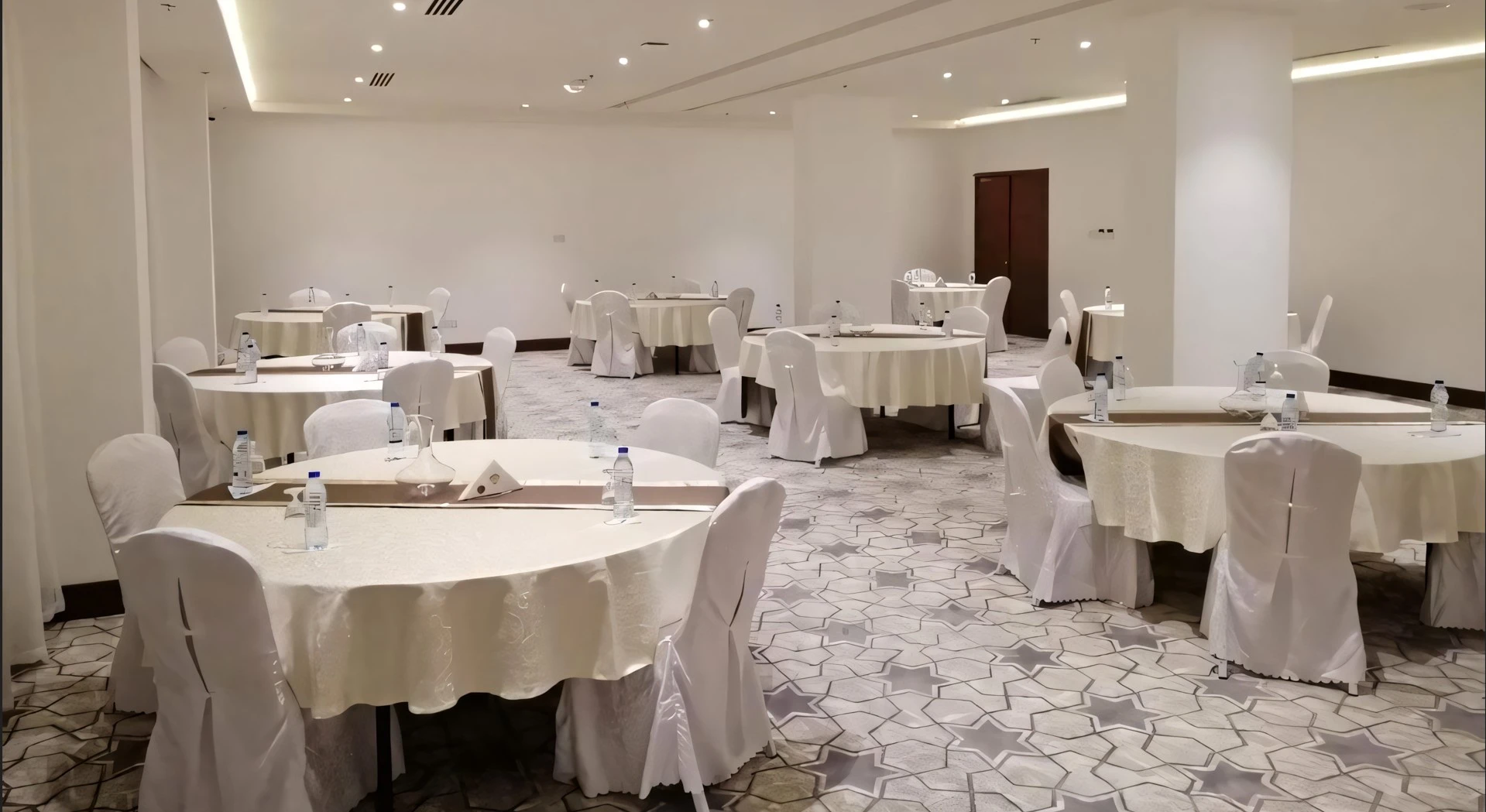 The Plaza Hotel And Resort Oman