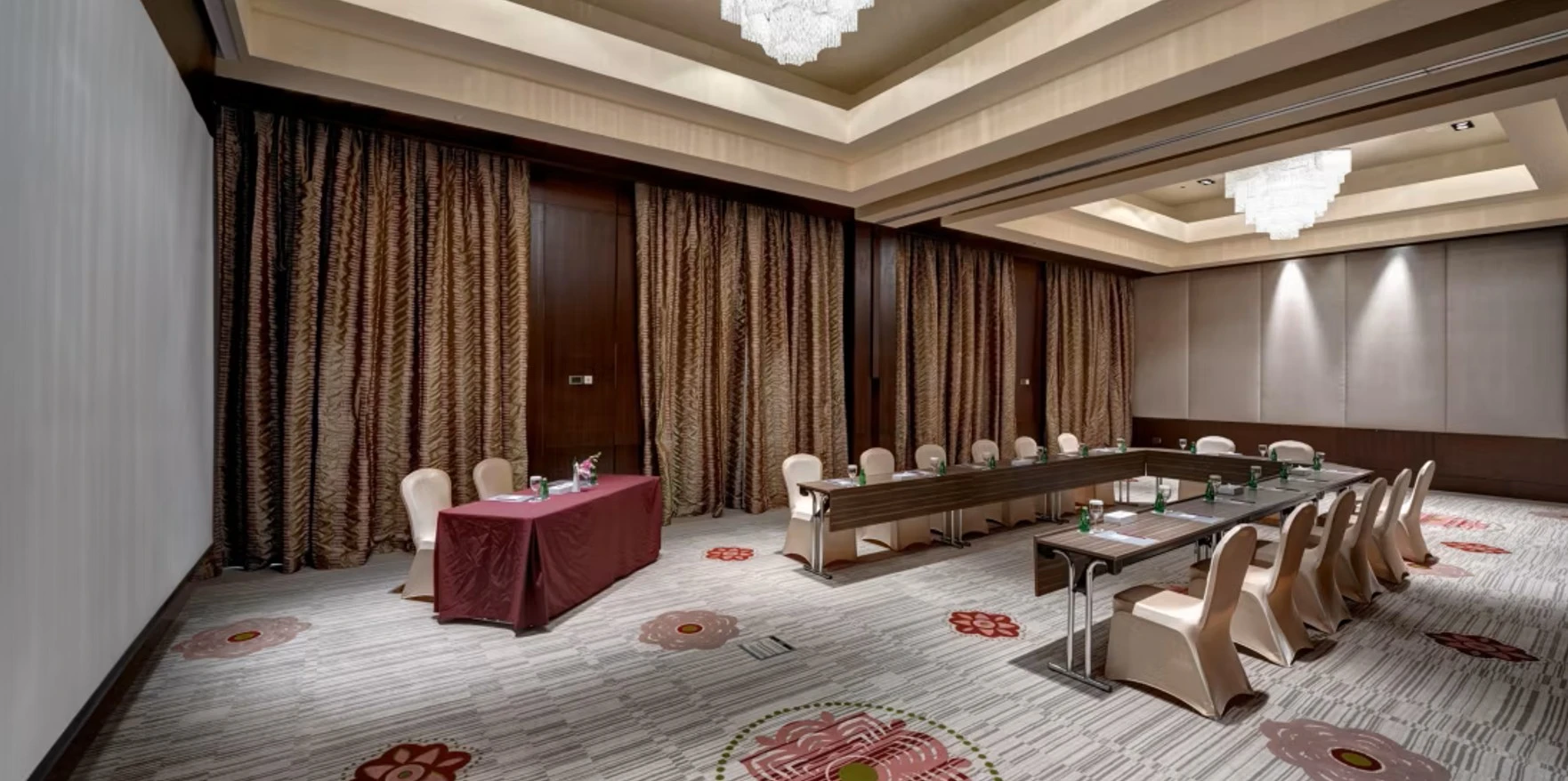 Wusta Main Ballroom