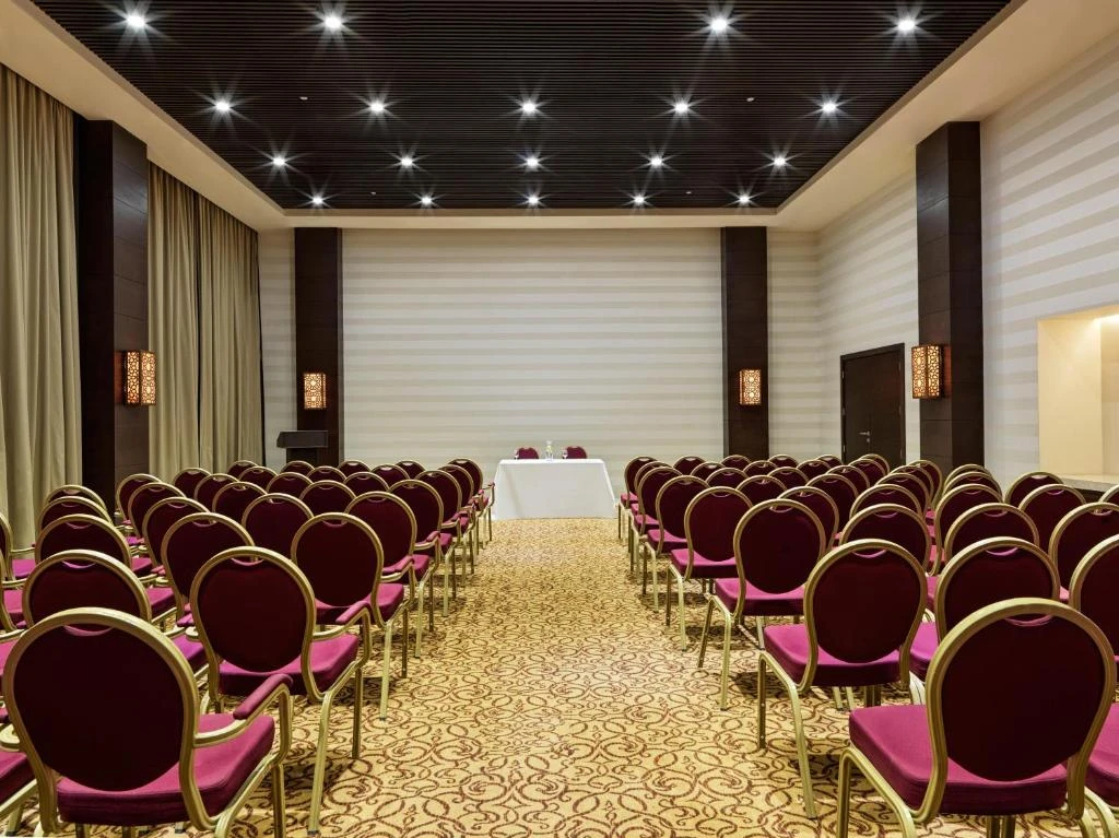 Fanar Hotel & Residences Oman