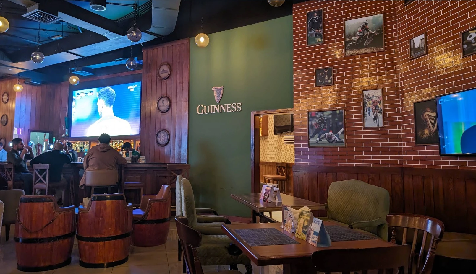 Lounge Bar