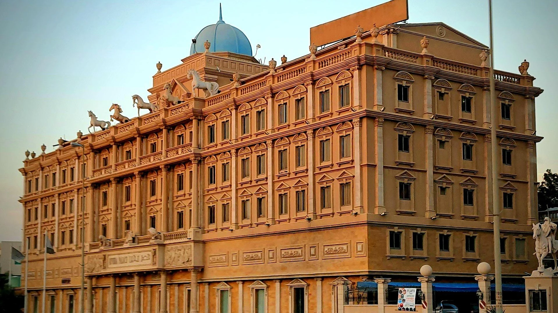 Riviera Palace Deluxe Suites & Spa Bahrain