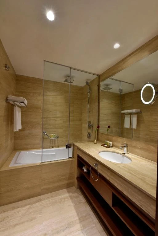 Grand Swiss-Belhotel Waterfront Seef