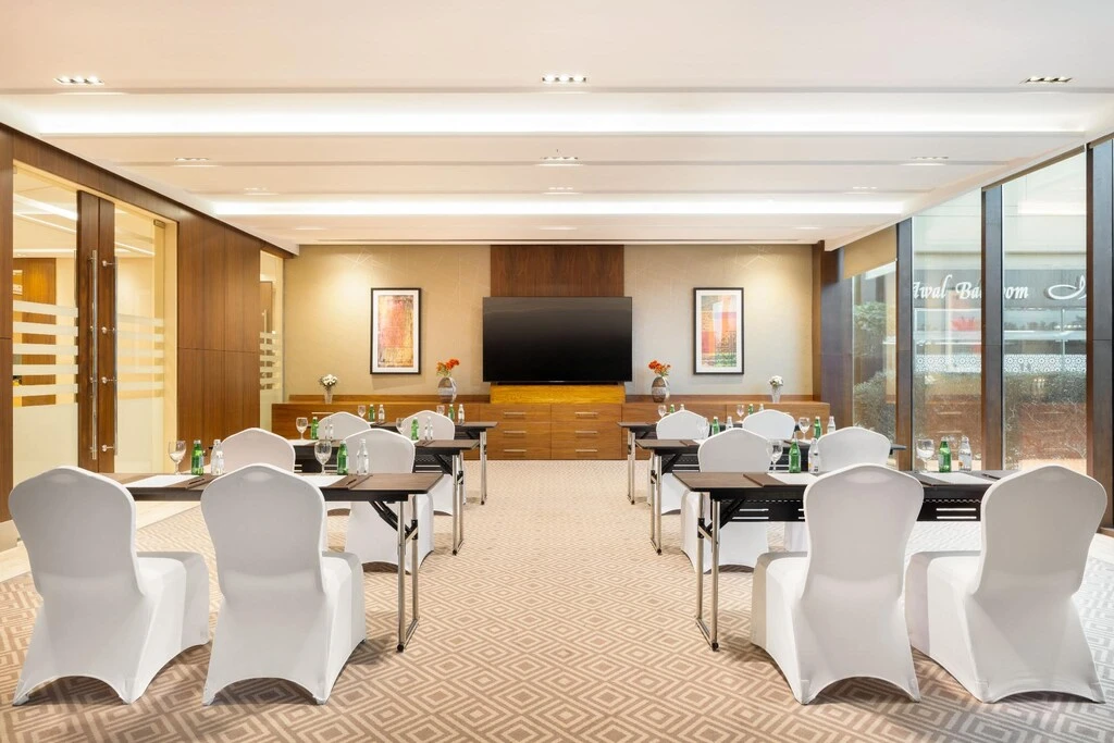 Gulf Hotel Convention And SPA
