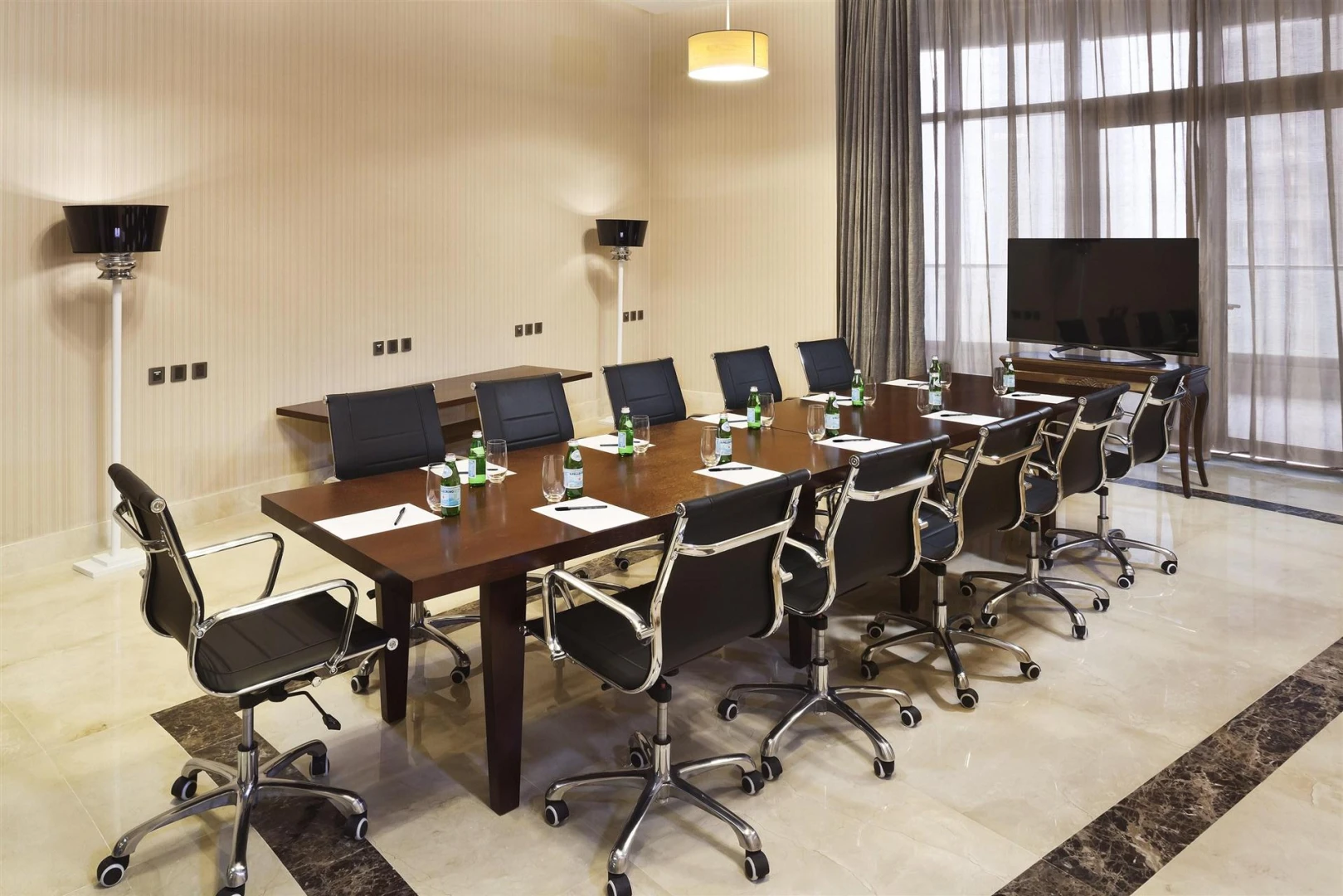 Best Plaza West Bay Hotel