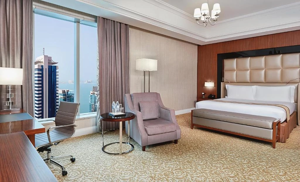 Best Plaza West Bay Hotel