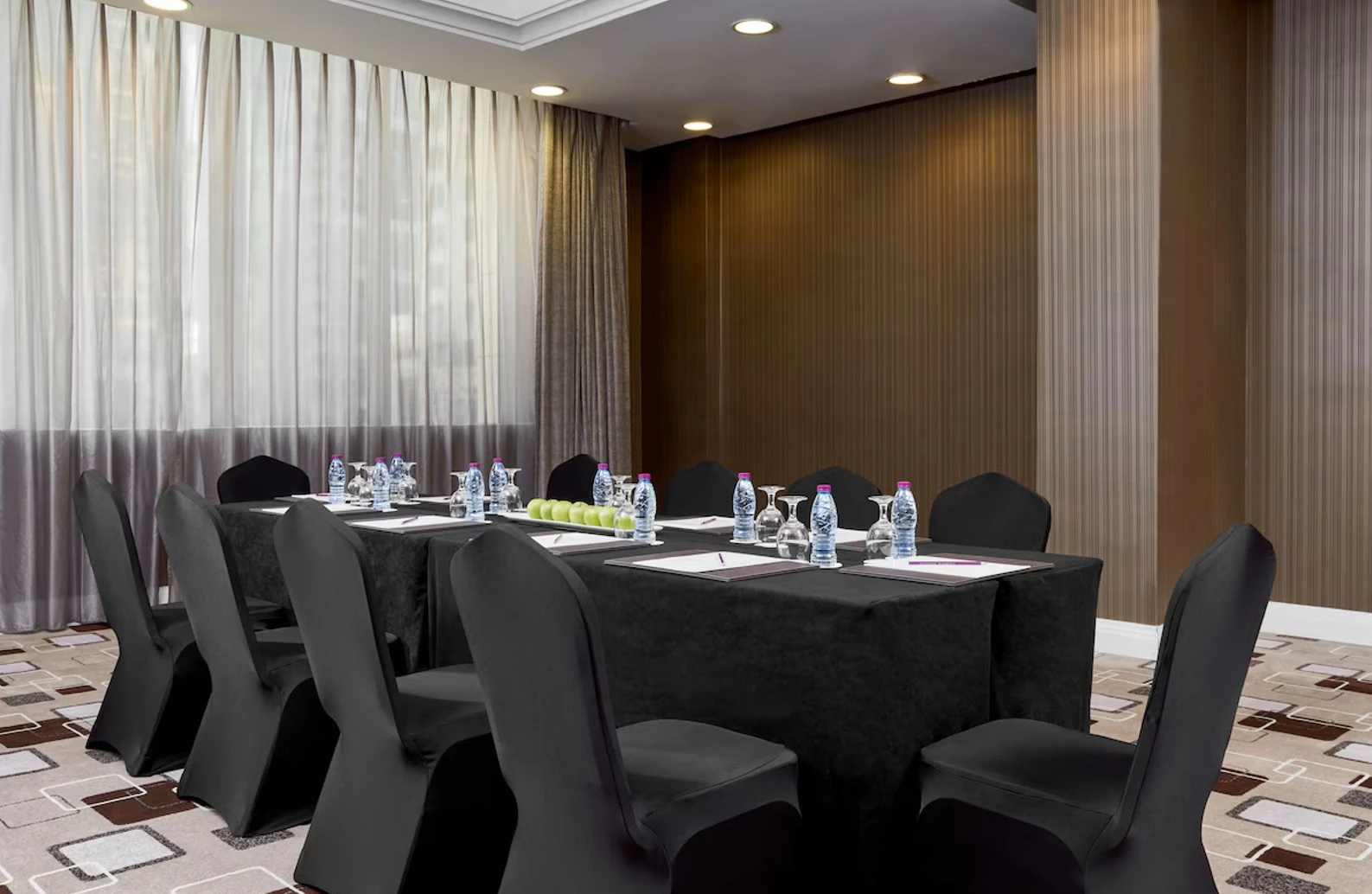 Best Plaza West Bay Hotel