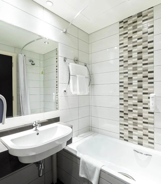 Premier Inn Doha Education City Hotel