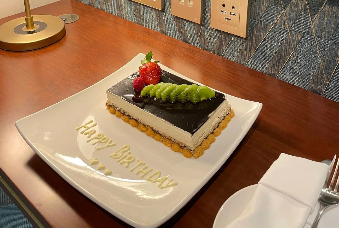 West Walk Retaj Hotel