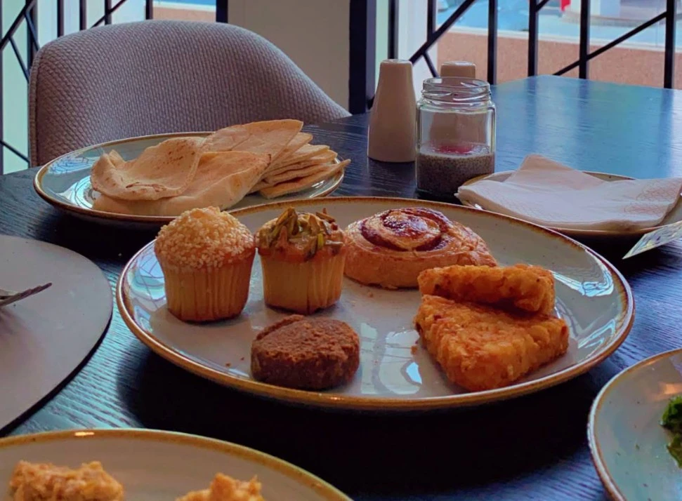 West Walk Retaj Hotel