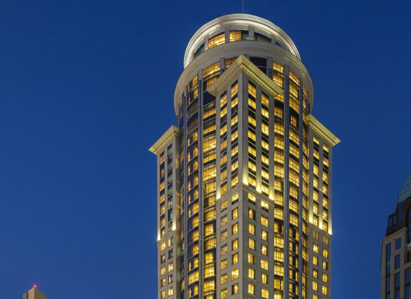 Dusit Hotel & Suites  Doha