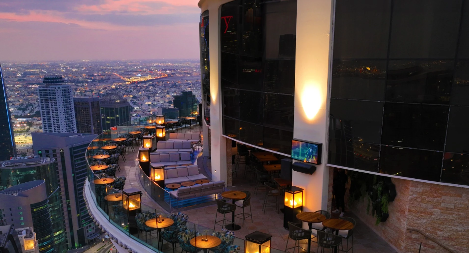 Dusit Hotel & Suites  Doha