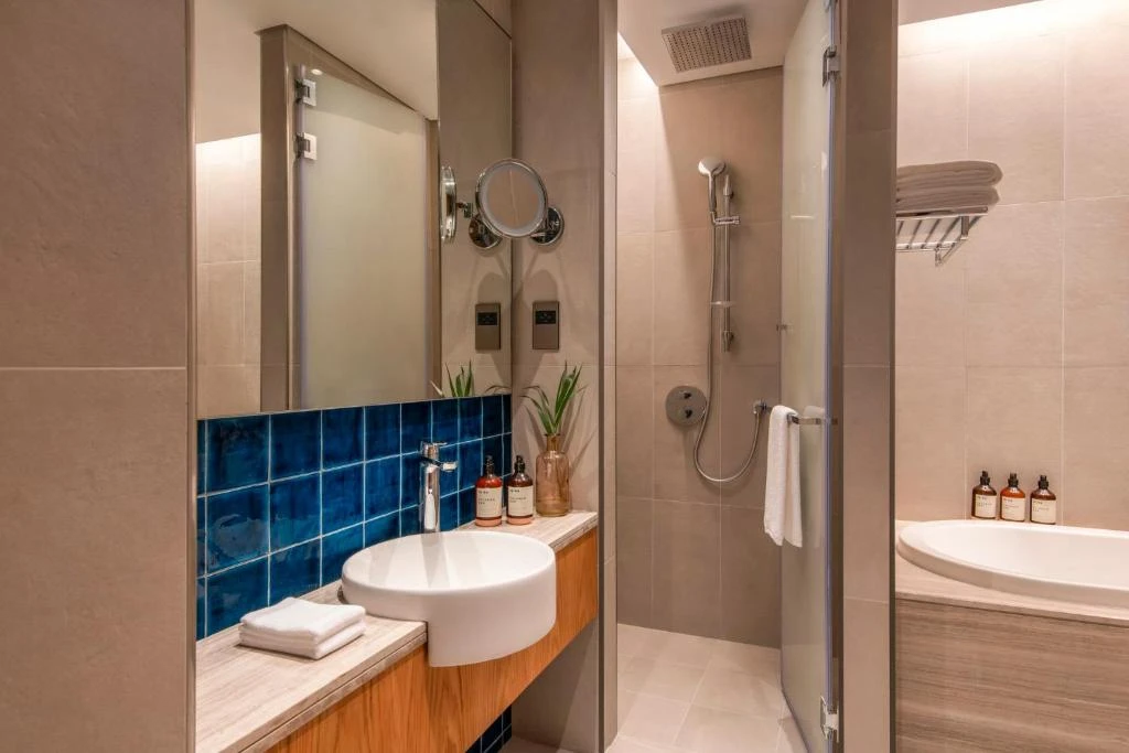 Abesq Doha Hotel And Residences An IHG Hotel