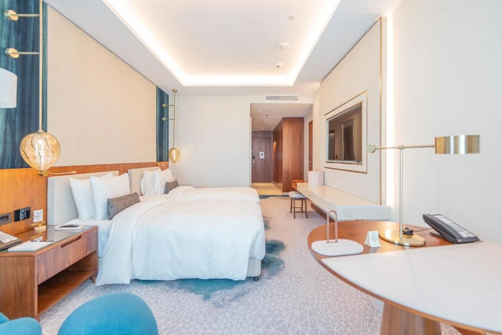 Abesq Doha Hotel And Residences An IHG Hotel