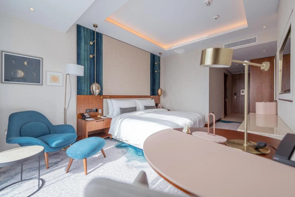 Abesq Doha Hotel And Residences An IHG Hotel
