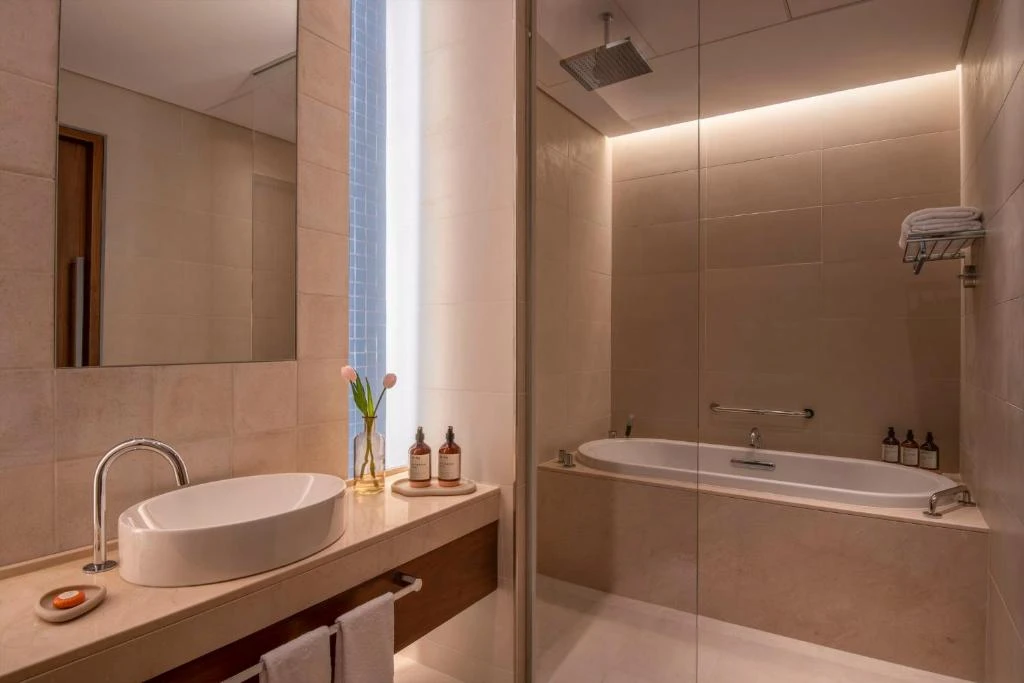 Abesq Doha Hotel And Residences An IHG Hotel