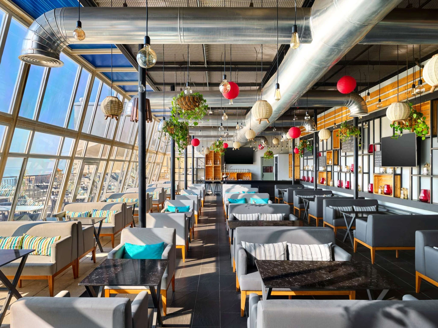 Il Terrazzo Restaurant & Lounge