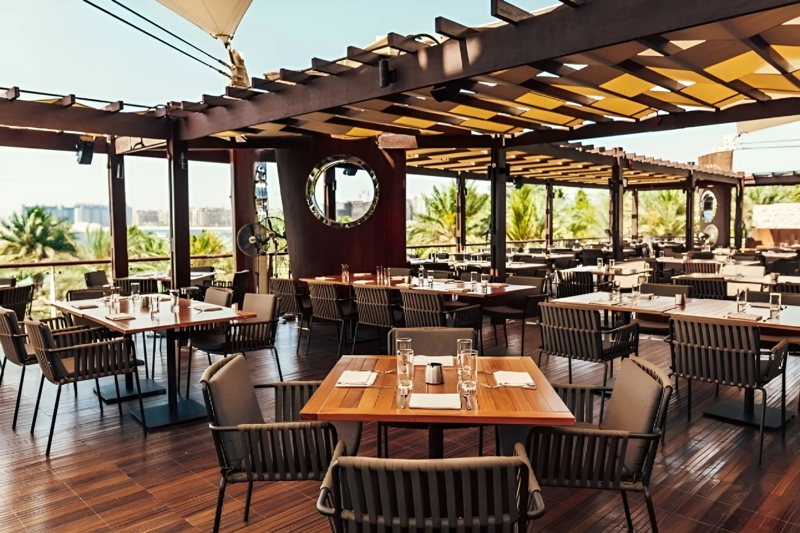 Bussola Restaurant Terrace