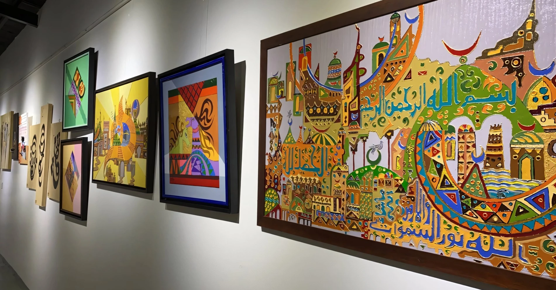 Sculptor Ali Al Takhis Fine Arts Exhibition Dawadmi Saudi Arabia