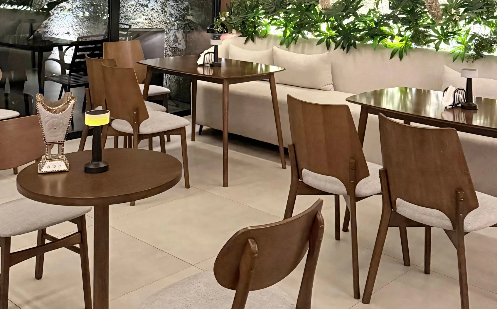 Main Dining
