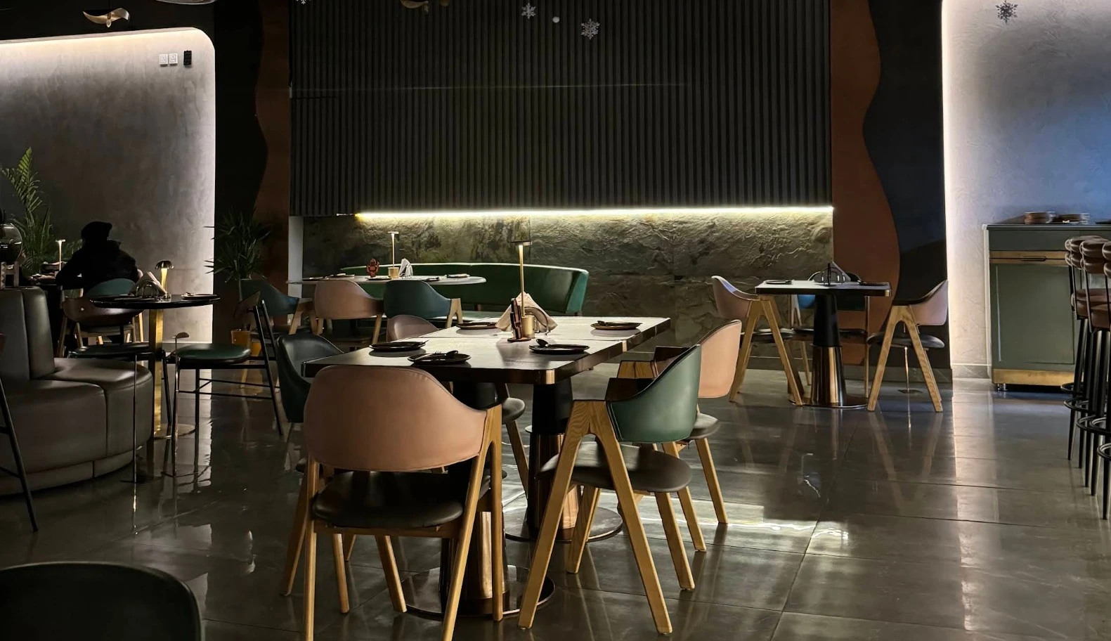 Qogo Restaurant Unaizah