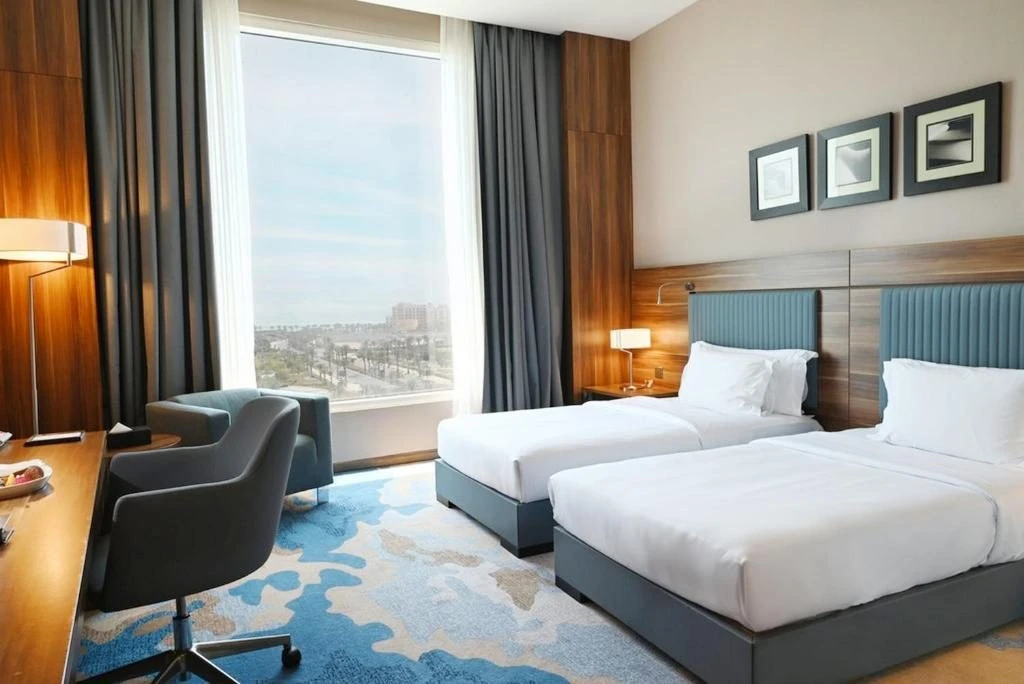 Bay La Sun Hotel & Marina's Seasons KAEC