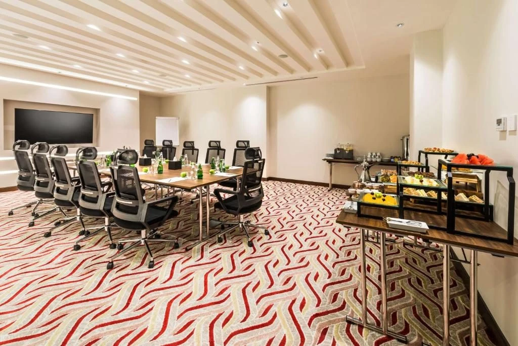 Best Western Plus Al Qurayyat City Center
