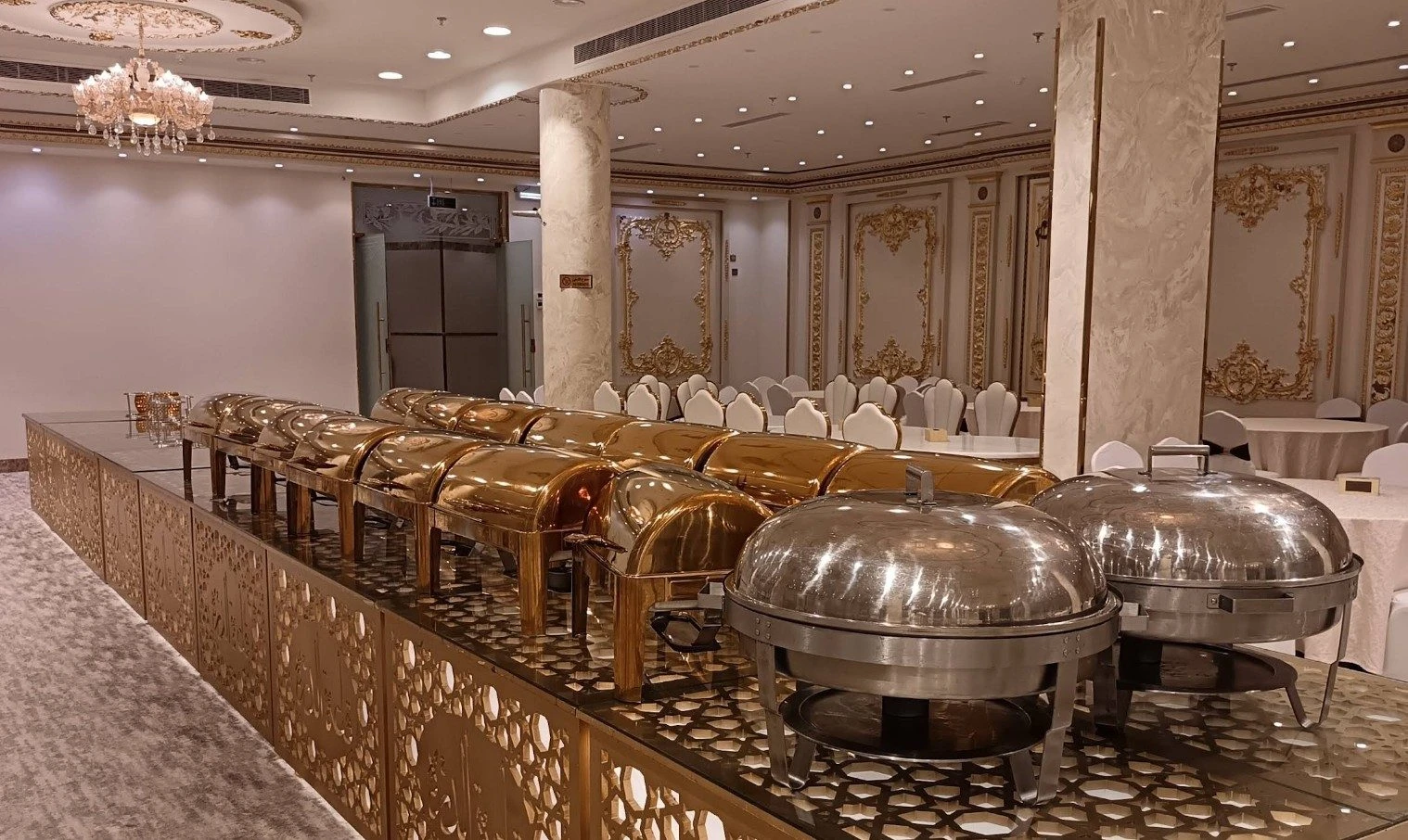 Men Dinng Hall