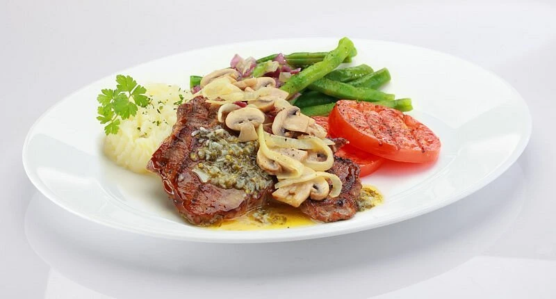 Seeneez Restaurant Mekkah