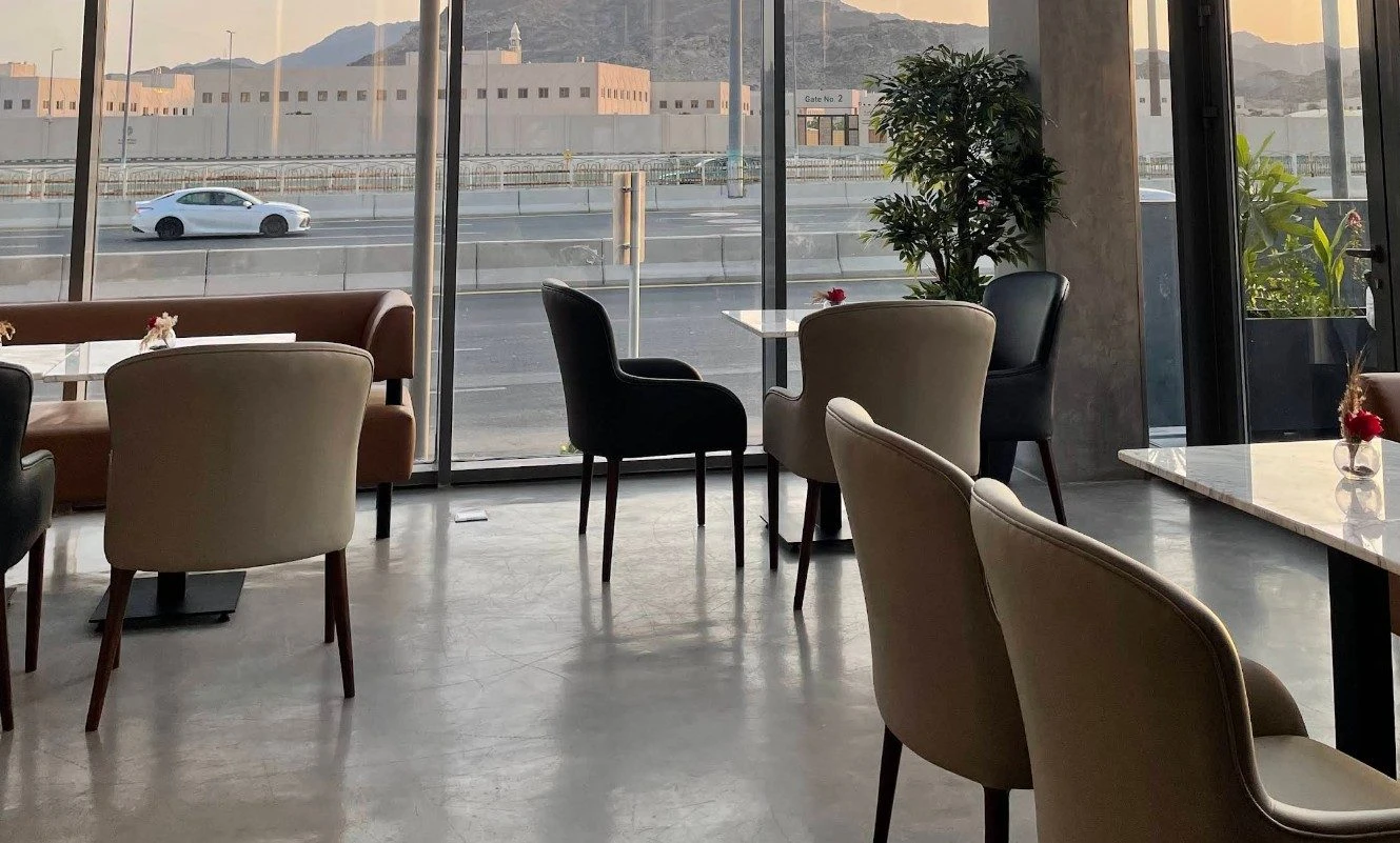 8oz Coffee shop Makkah