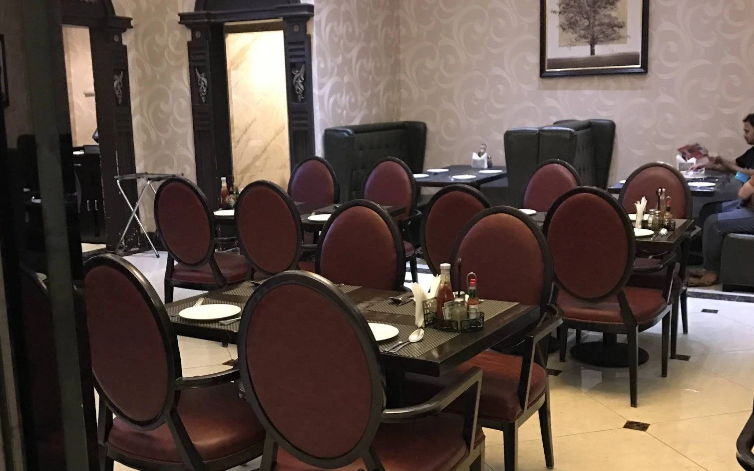 Seeneez Restaurant Mekkah