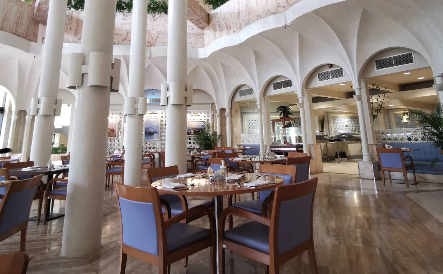 Rotunda Restaurant Al Jubail