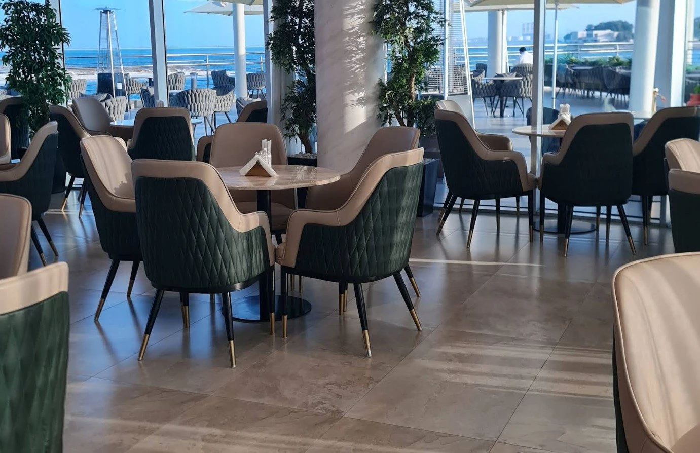 Perla Mare Lounge Al Jubail