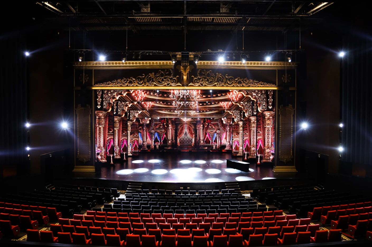 Raj Mahal Theater